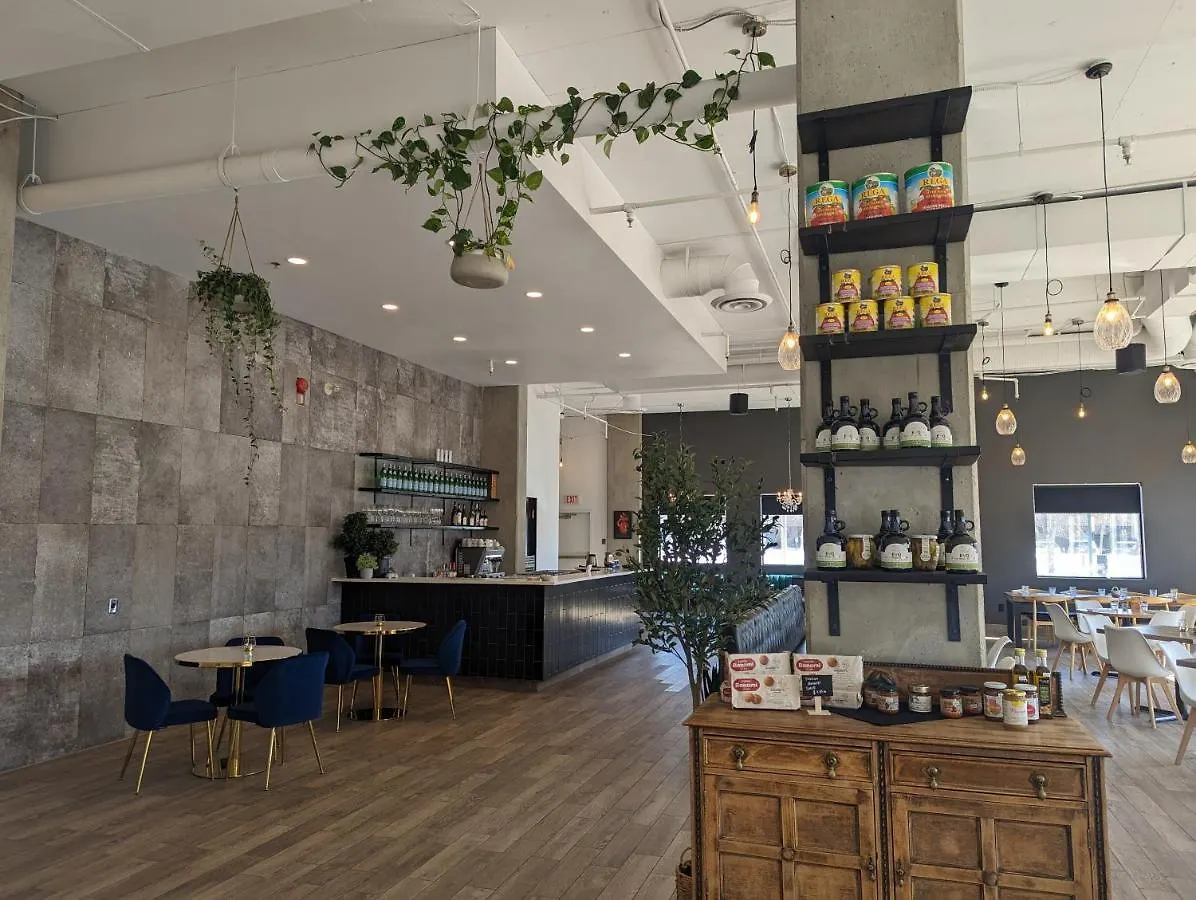 Divya Sutra Plaza And Conference Centre Calgary Airport Hotel