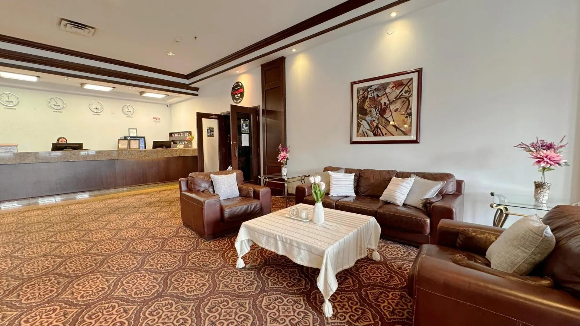Divya Sutra Plaza And Conference Centre Calgary Airport Hotel 3*,