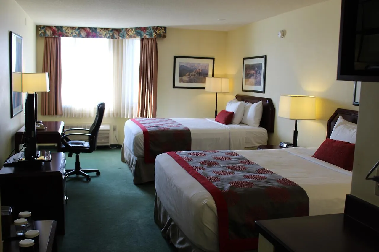 Отель Divya Sutra Plaza And Conference Centre Calgary Airport
